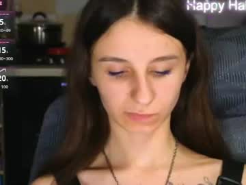 Nika Longtongue webcam from Ukraine